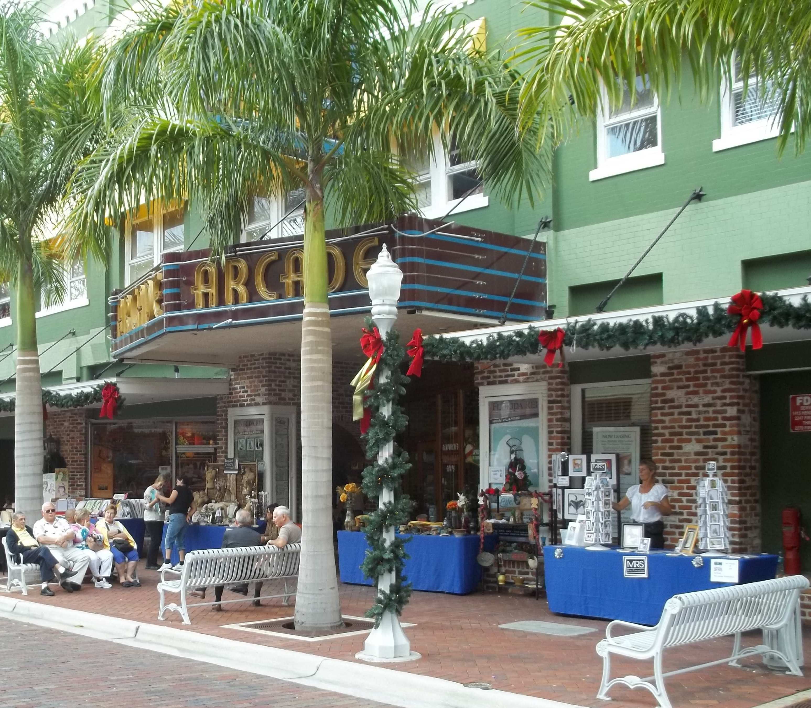 Fort Myers Saturday Art Fair