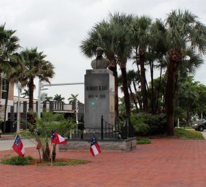 Monument from SE 01 (3)