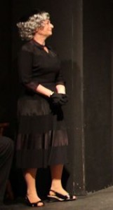 Joann Haley as Linda