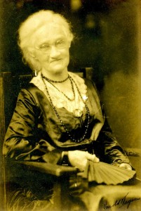 Woody Hanson Image of Julia Hanson2