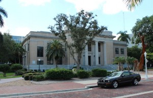 Old Lee County Courthouse 2013 B