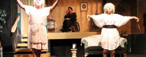 There’s nothing little about Yanci de la Roz’s portrayal of Jane in ‘Baby Jane’ parody There’s nothing little about Yanci de la Roz’s portrayal of Jane in ‘Baby Jane’ parody