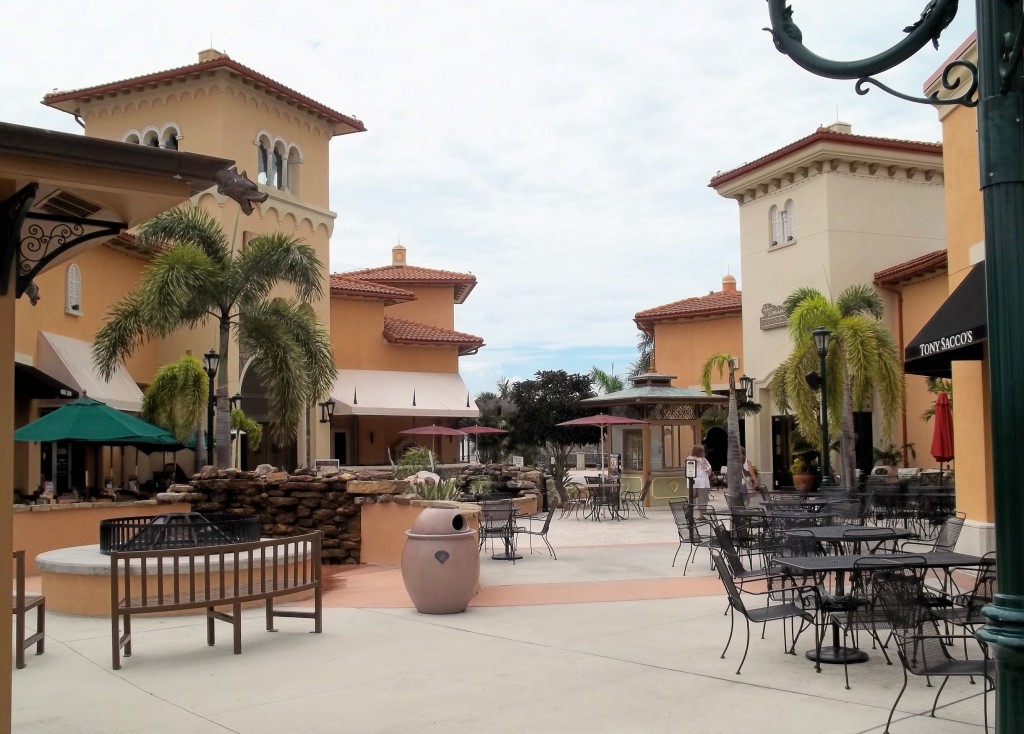 Coconut Point Art Festivals